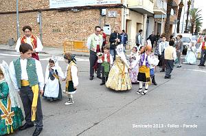 50- Parade 075